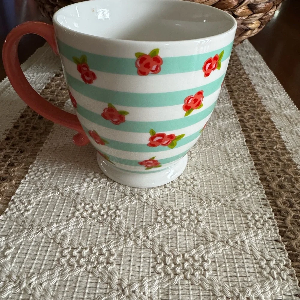 Green and Coral Whimsical Mug for Dining : Coffee and Tea - Picture 4 of 4